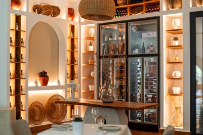 OAM - Restaurant_04.jpg