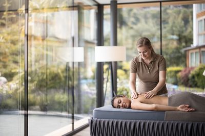 Alpiana_Silent Lounge_Massage.jpg