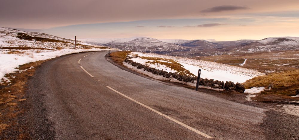 shutterstock_403127038 NW Thwaite to Ingleton Buttertubs Pass.jpg