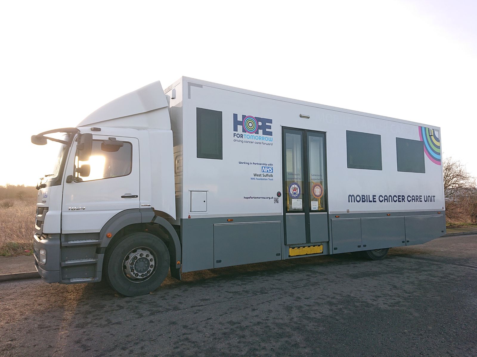 Frisbey, Hope for Tomorrow's West Suffolk mobile cancer care unit