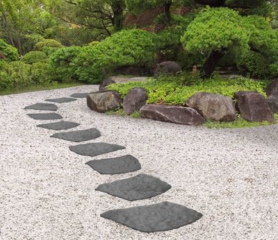 Primeur Stepping Stones in gravel garden.jpg