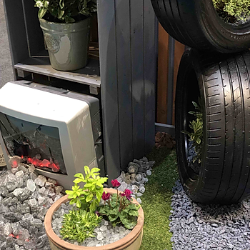 EcoStone Rubber Chippings made from recycled tyres.jpg