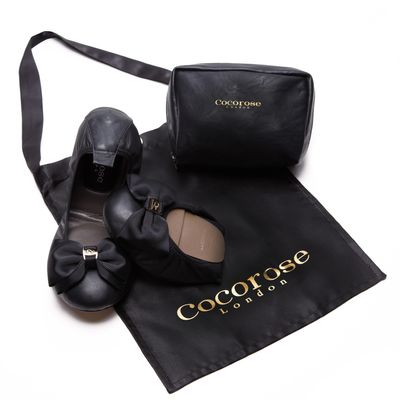 Buckingham Black ballerinas & travel purse