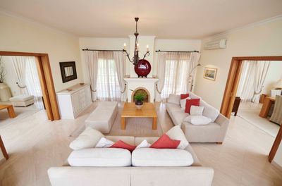 Martinhal_Quinta_Luxury Villa_Living Room.jpg