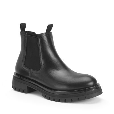 London, Black Leather