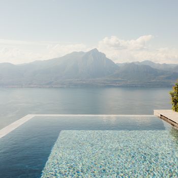 Alex_Moling_web_sky_pool_suite_deluxe_3.jpg