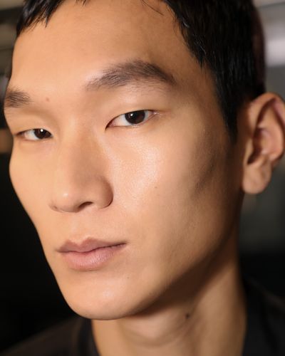 MEN’S FALL/WINTER 2025 BEAUTY LOOKS: PAPARAZZI.