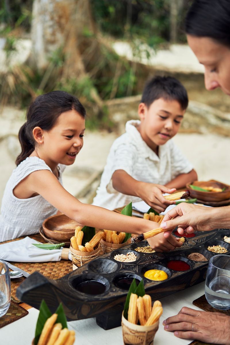 Lagen Cove Lunch 3.jpg