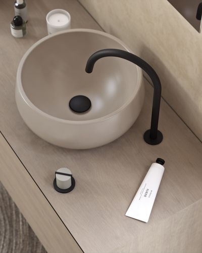 Deck Mounted Basin Tap in Soft Black