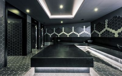 Hamam (c) Hannes Niederkofler.jpg
