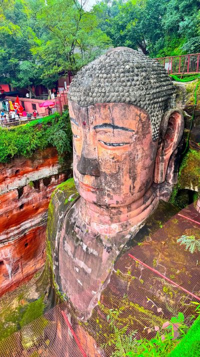 Leshan Giant Buddha (5).jpg