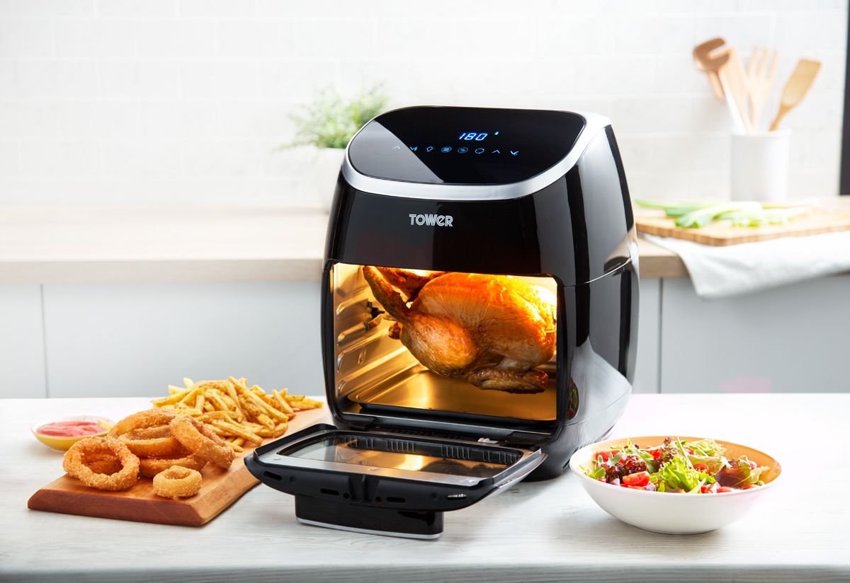 T17039 - Tower Xpress Pro 5-in-1 Digital Air Fryer Oven.jpg