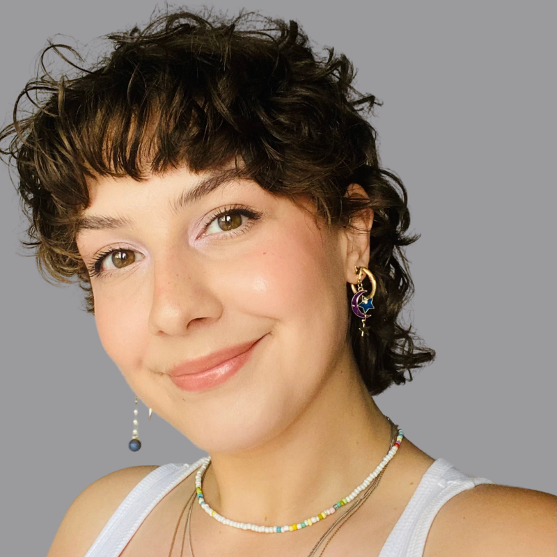 Olivia Furniss, Senior PR Account Executive, HeadOn PR