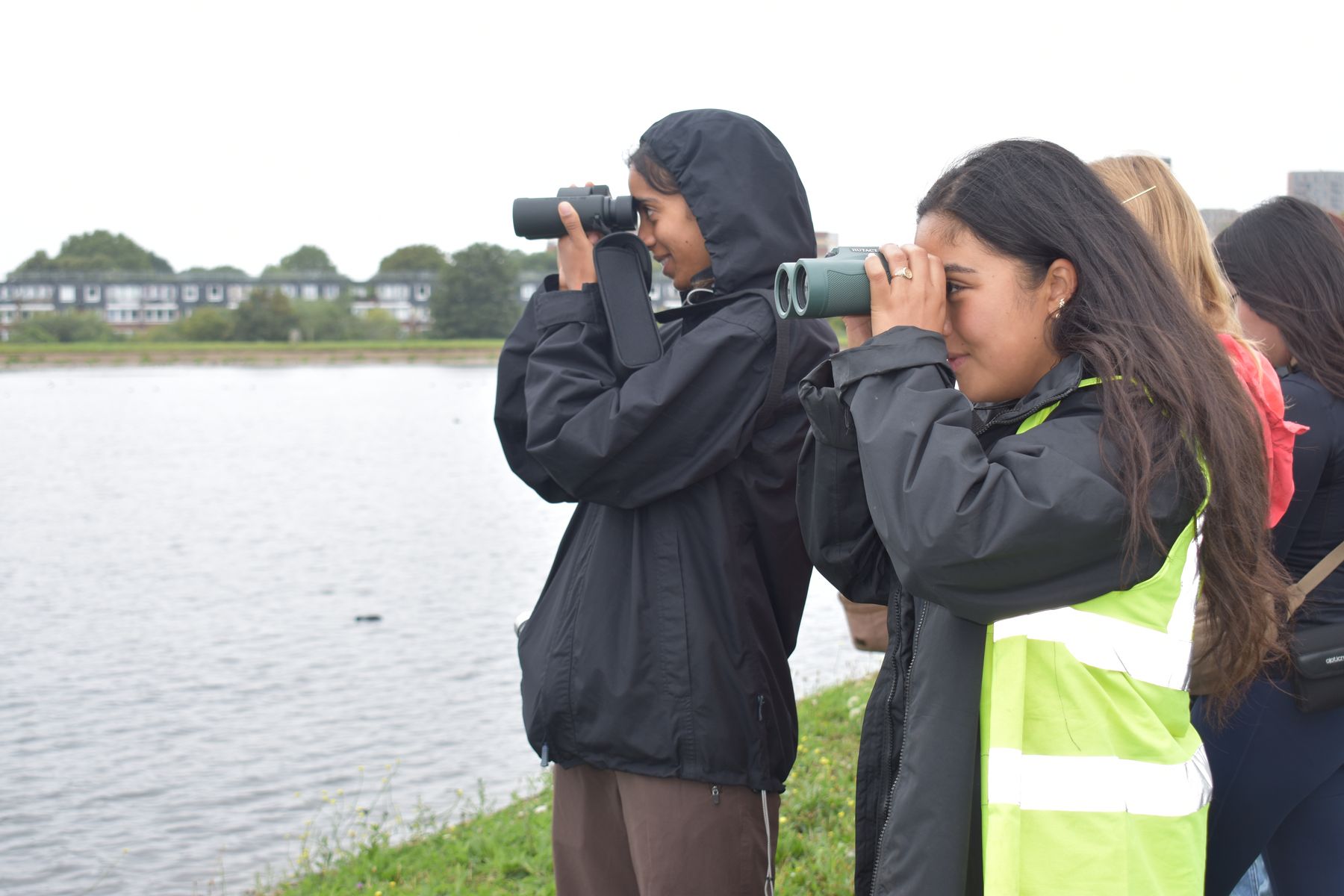 Young Darwins wildlife watching.JPG