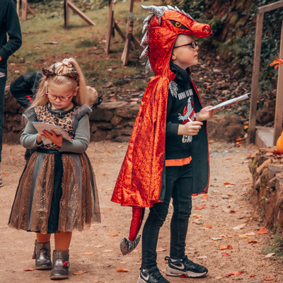 halloween trail leonardslee  (1).png