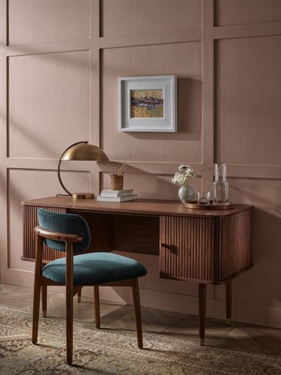 Byron Study Desk
