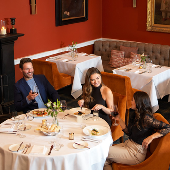 Sunlaws-Restaurant-Group-Image-copy_SMALL.jpeg
