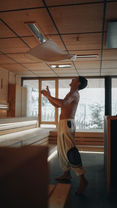 Sensoria_Sauna-10.JPG