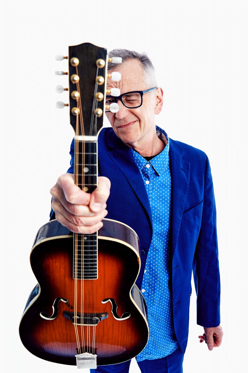 John Hegley with mandolin by Suzi Corker (2) (4) 12 (3).tif