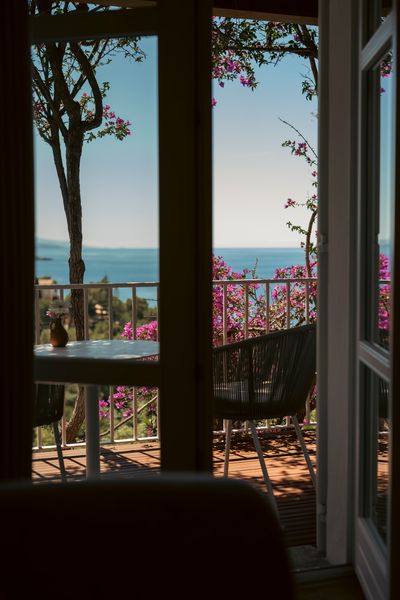SV_Balcony (1).jpg