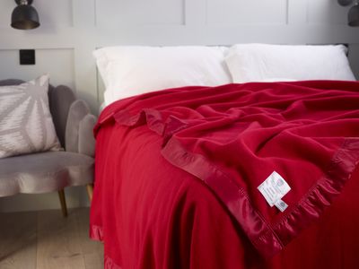 Pure Merino Wool Blanket – Duchess - Cherry