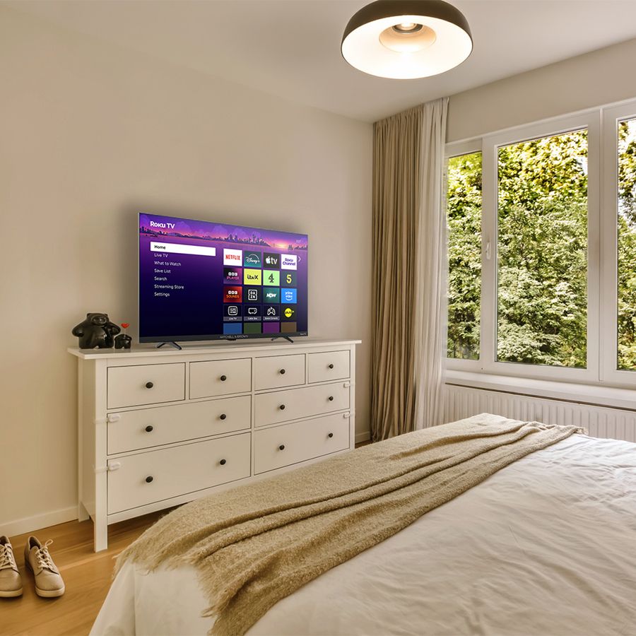 JB-32R1811-Lifestyle Bedroom.jpg