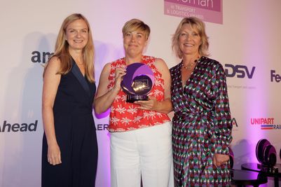 HIGH RES: Rebecca Hall, MD of HH Driveright, receiving the Tech Innovator Award at the everywoman in Transport & Logistics Awards 2024.