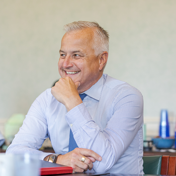 McPhillips director Stuart MacKenzie.jpg