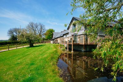Perfect-Stays-Willows-Rest-exterior.jpg