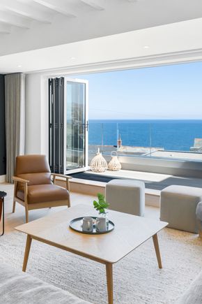 Perfect-Stays-Gwel-Arvor-living-area-1.jpg