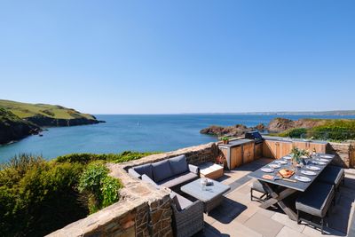 Perfect-Stays-Tamarisks-exterior-1.jpg