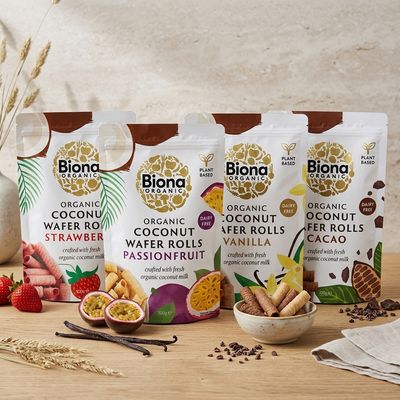 Biona Coconut Wafer Rolls Group LS01-02.jpg