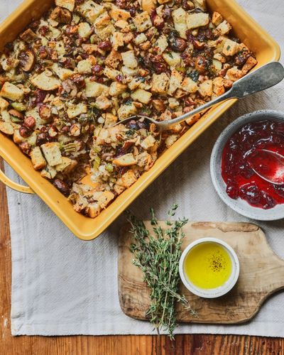 Sage, onion and hazelnut stuffing 