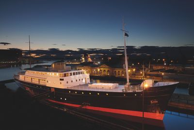 Exterior Fingal 4 by Jeremy Rata.jpg