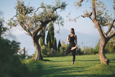 Yoga_cmyk_tobias.kaser_NZ6_4050.jpg