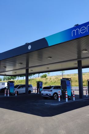 Mer Forecourt.jpg