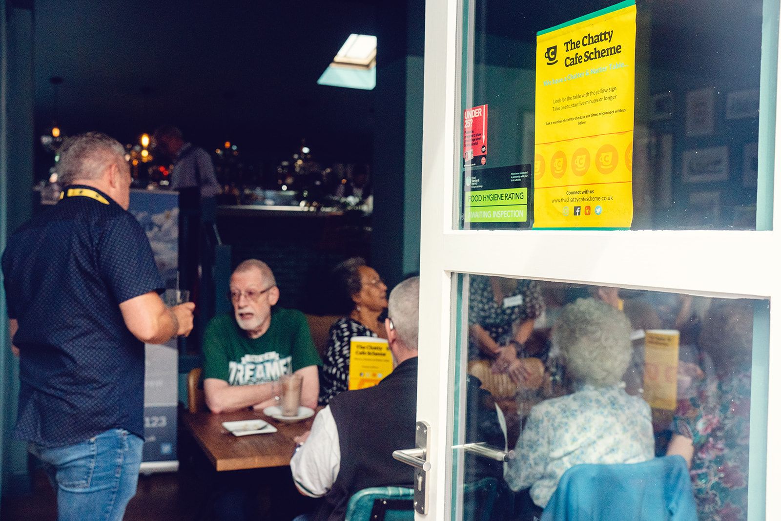 Hillier partners with The Chatty Café Scheme to encourage social connection in garden centres