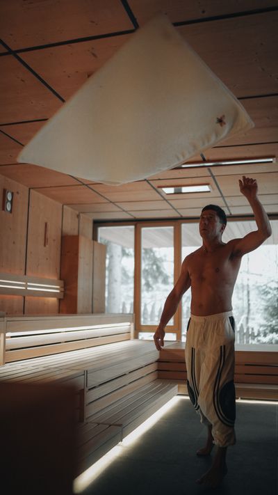 Sensoria_Sauna-07.JPG