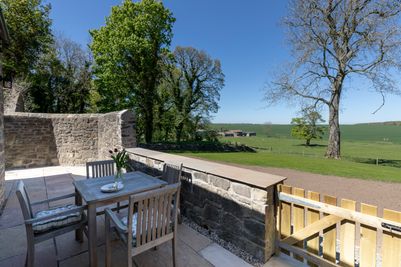 The_Pele_Tower_High_res_-26.jpg