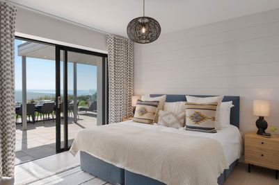 Perfect Stays - Panorama - Edward Jose (1).jpg