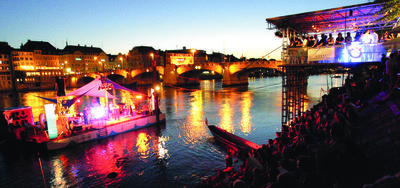 Im Fluss Basel.jpg