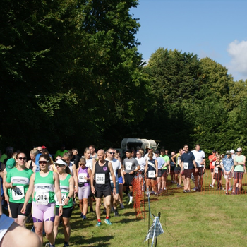 Runners on their way to the start line.jpg