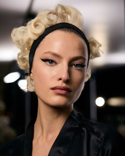 FS_WOMAN_SS25_BEAUTY_BTS_SHOTS_FINAL_LOOK_SHOT_FELICE_IMG_8792_4_5.jpg