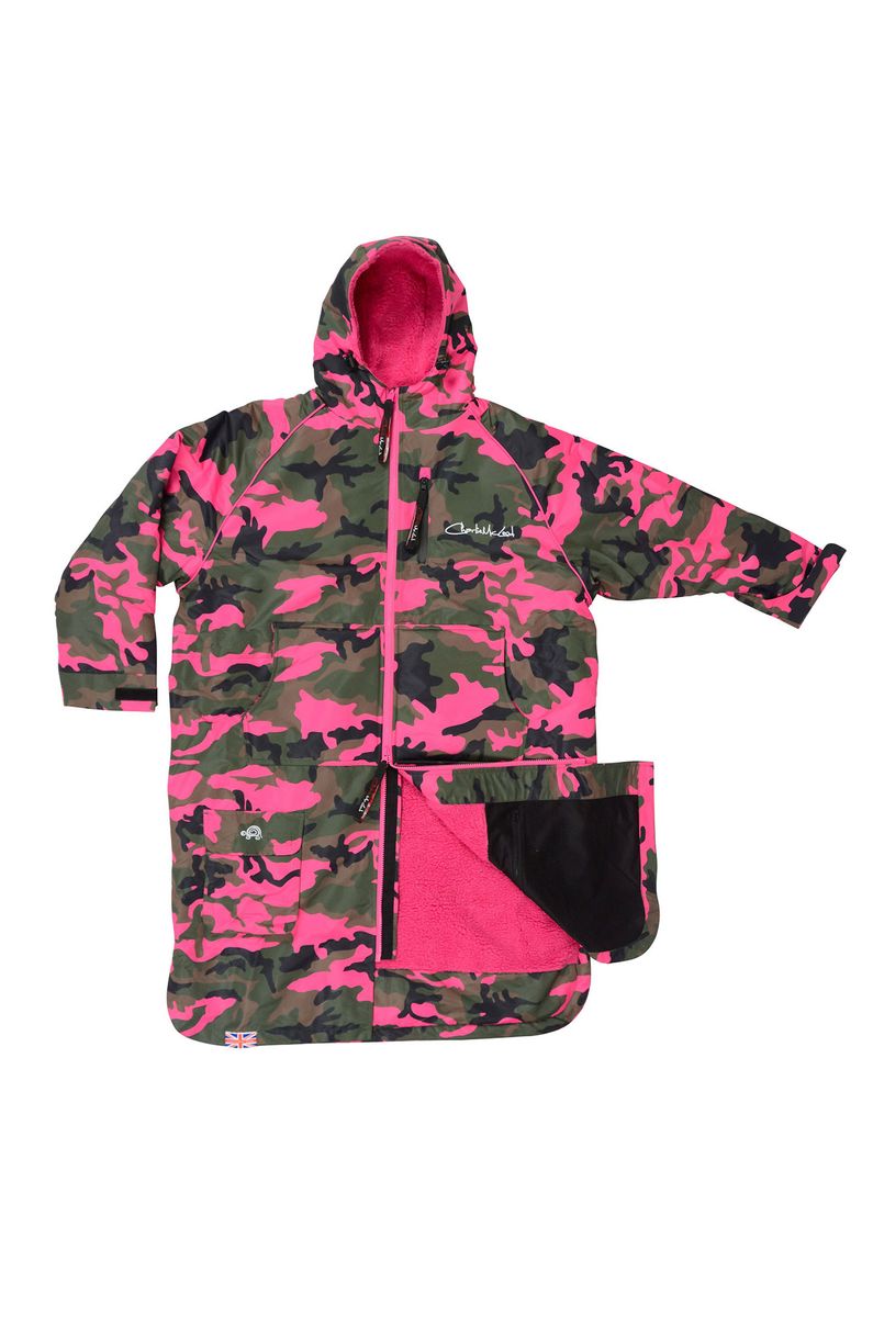 Charlie McLeod Eco Long Sleeve Sports Cloak in Camo Pink