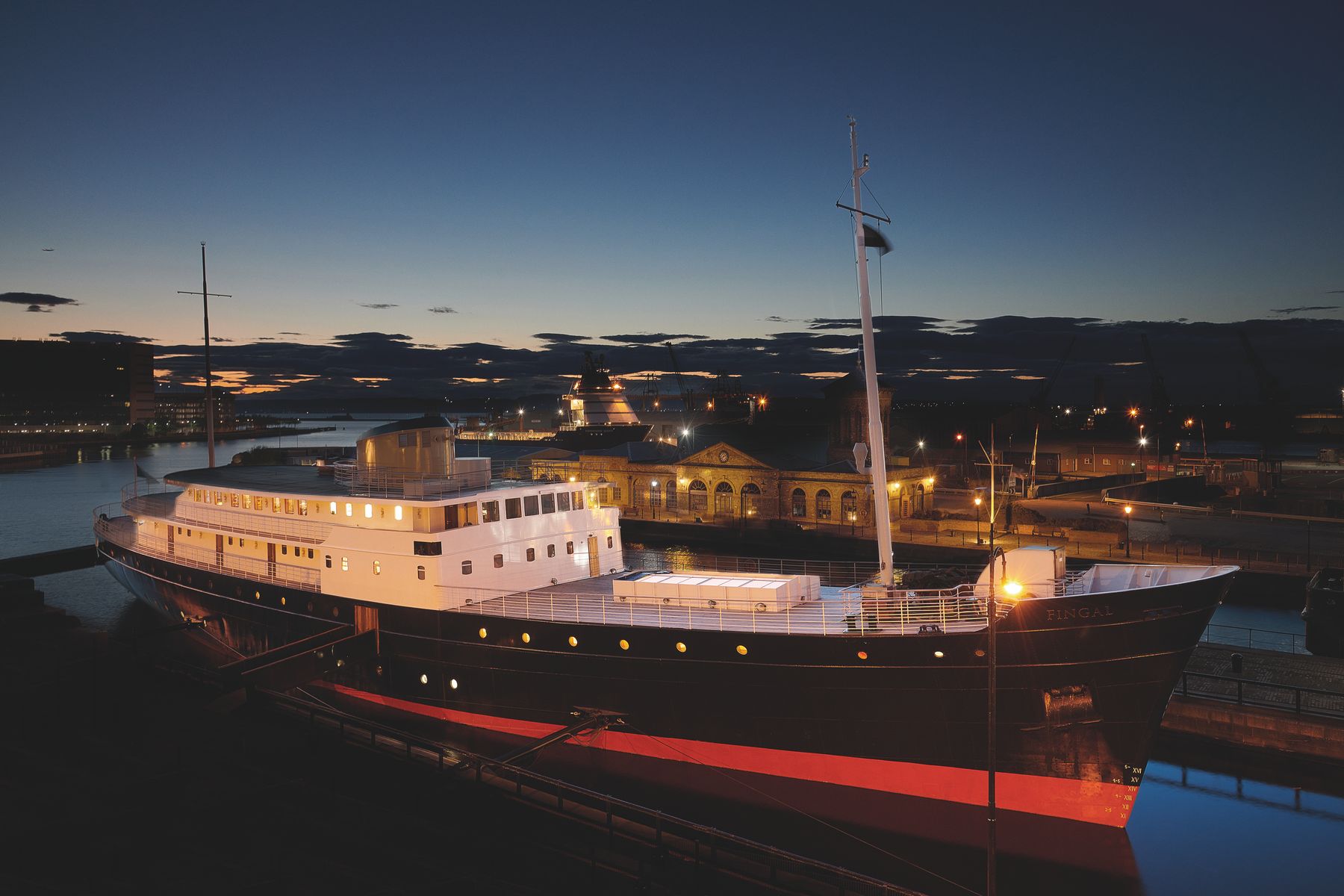 Exterior Fingal 4 by Jeremy Rata.jpg