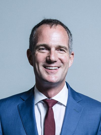 Peter Kyle headshot.jpg