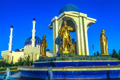 MaryRingRoadStatues_Turkmenistan_dreamstimem135646833.jpg