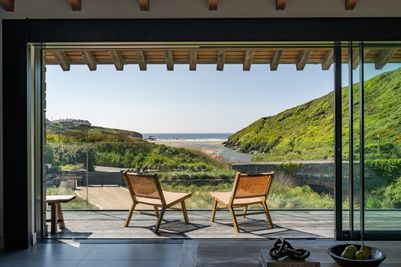 Perfect-Stays-Noordhoek-terrace-1.jpg