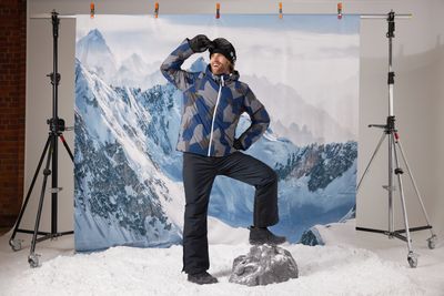Davos Mens Shower Resistant Insulated Ski Jacket - Blue Geo Camo Print