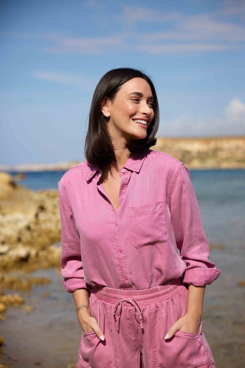 Irena Shirt & Hannah Shorts 